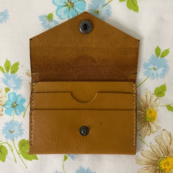 Handmade Genuine Leather Wallet - Picture 2 of 5